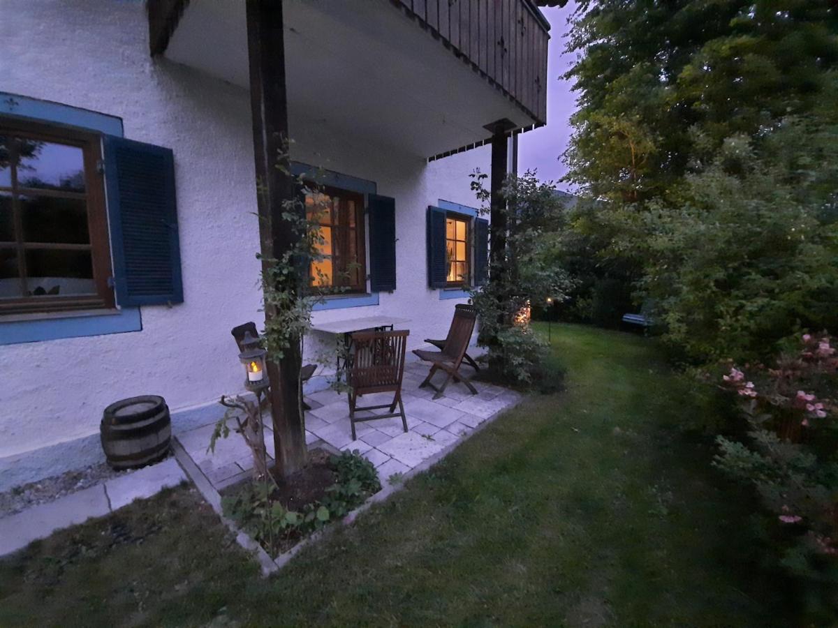 'Sissi' Ein Zaubehaftes Apartement Im Modernen Landhausstil Oberammergau Luaran gambar